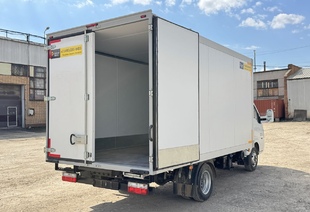 ИЗОТЕРМИЧЕСКИЙ ФУРГОН DONGFENG JUNFENG Q35 (МРМ 3,5т) 4,2м